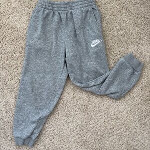Little boys gray Nike sweatpants. Size 7/large.